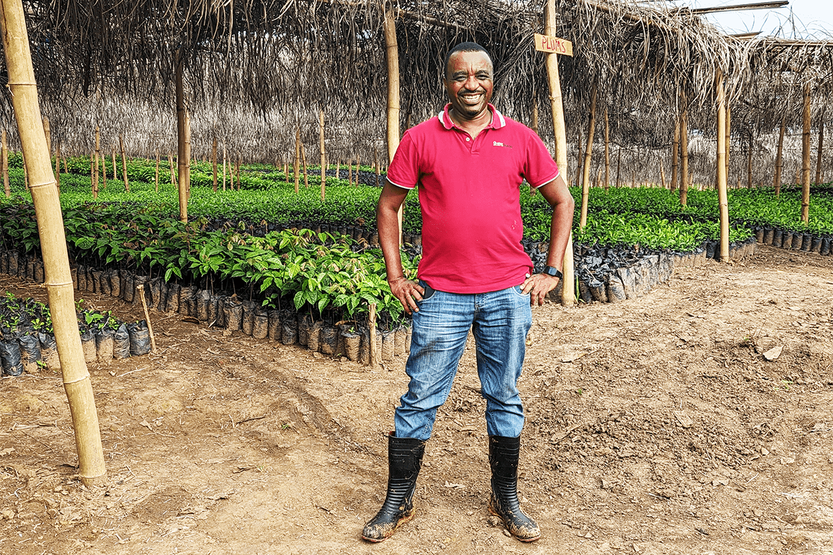 Cameroon afforestation project_Theo Oben in front of a tree nursery in Cameroon as a part of Sawa afforestation project_visual 4