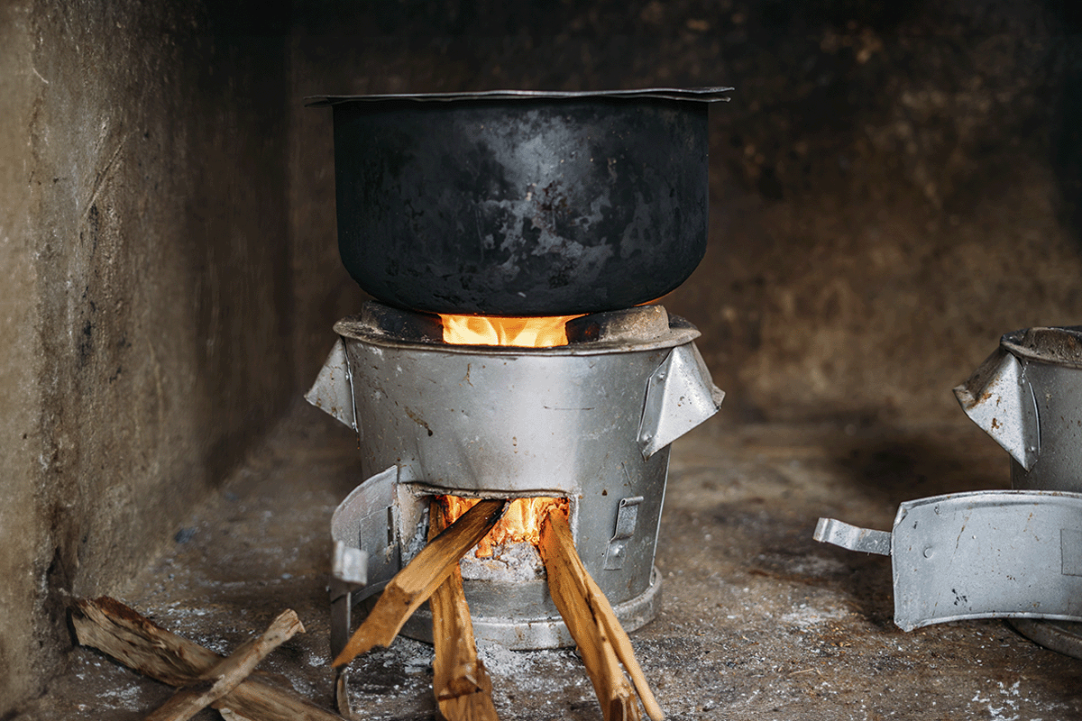 Planet Plays green gaming campaigns_Close up on a cookstove being on use_visual 2