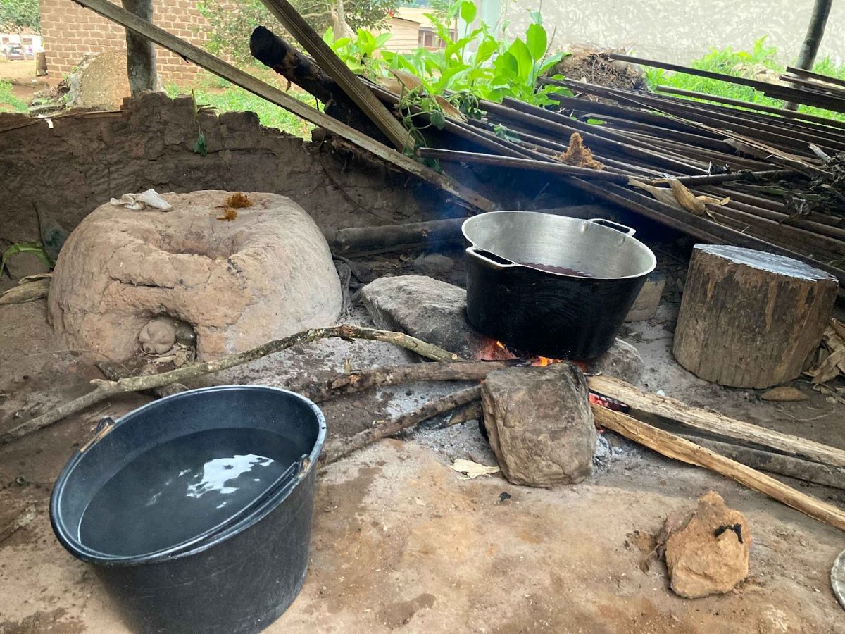 Why do people in Kenya and Cameroon need cookstoves first